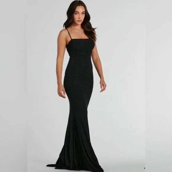 Windsor Black Glitter Bodycon Maxi Dress - Picture 3 of 6